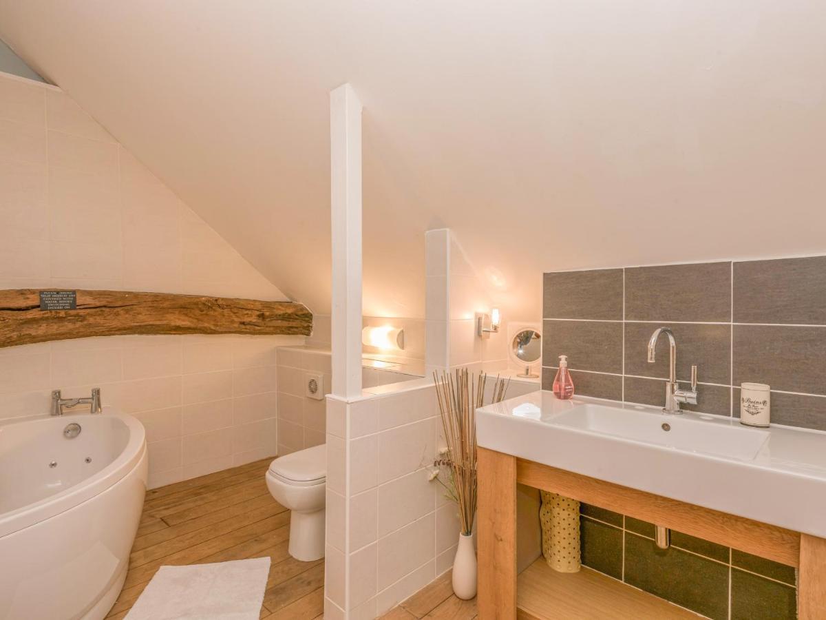 Flint Barn Villa Норт Уолшам Екстериор снимка