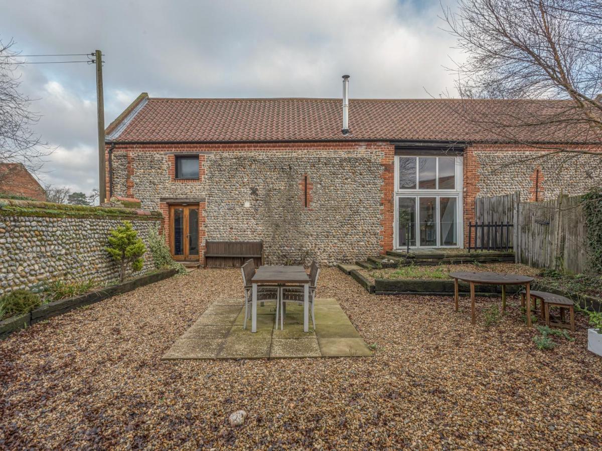 Flint Barn Villa Норт Уолшам Екстериор снимка
