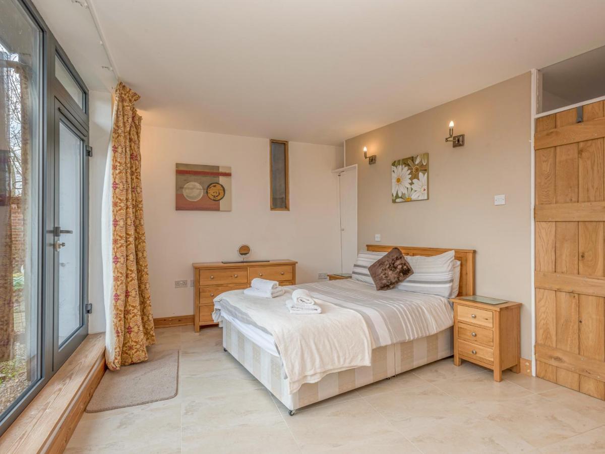 Flint Barn Villa Норт Уолшам Екстериор снимка